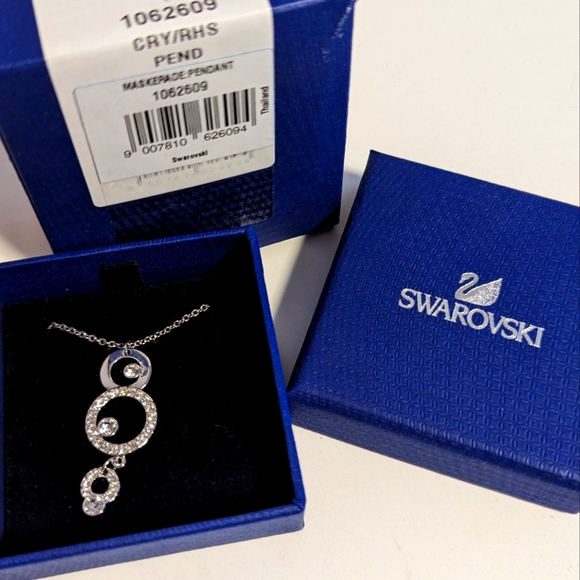 Crystal Pendant Necklace - Picture 1 of 5